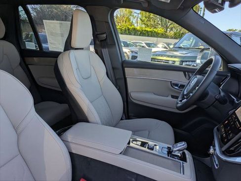 New 2026 Volvo XC90 T8 Plus w/ Protection Package Premier image 14