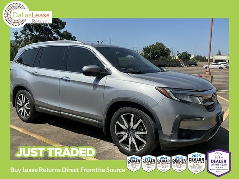 Used 2021 Honda Pilot Touring image 1