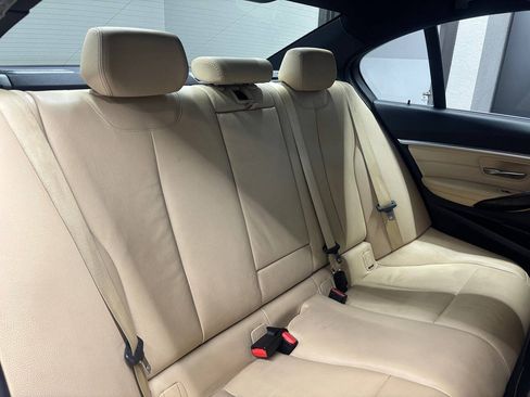 Used 2018 BMW 330i xDrive Sedan AWD/4WD image 23