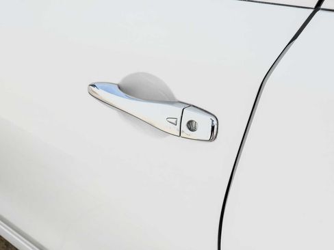 Used 2018 Nissan Altima 2.5 SV image 37