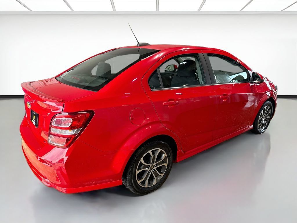 Used 2017 Chevrolet Sonic LT w/ RS Package FWD image 5