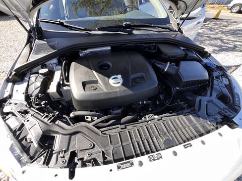 Used 2015 Volvo S60 T5 Premier Plus image 32