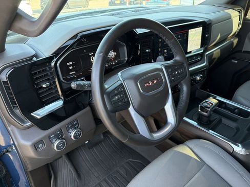 Used 2024 GMC Sierra 1500 SLT w/ SLT Premium Plus Package AWD/4WD image 20
