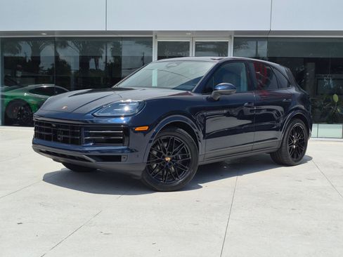 New 2026 Porsche Cayenne AWD/4WD image 1