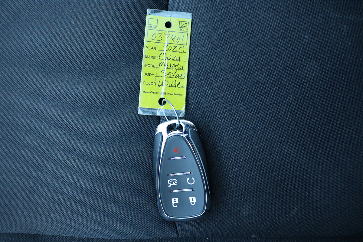 Used 2020 Chevrolet Malibu LT FWD image 43