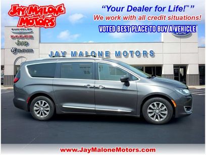 Used 2019 Chrysler Pacifica Touring-L Plus