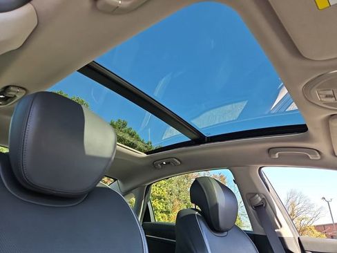 Used 2017 Genesis G80 3.8 w/ Option Group 03 image 20