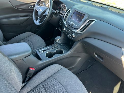 Used 2024 Chevrolet Equinox LT image 13