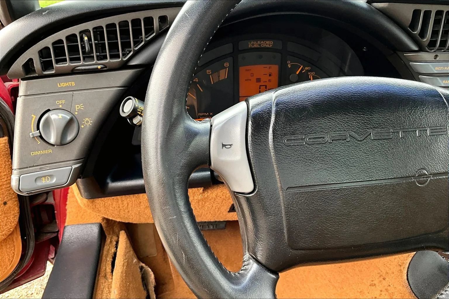 Used 1990 Chevrolet Corvette Coupe RWD image 10