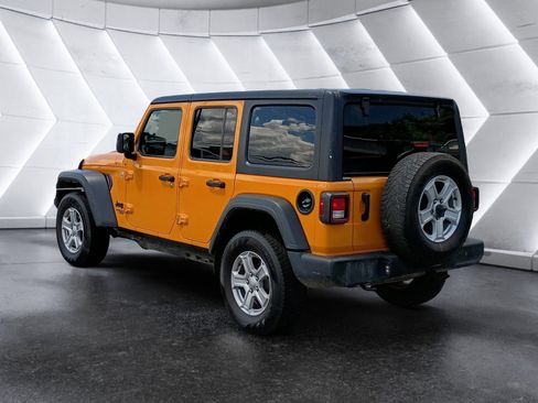 Used 2021 Jeep Wrangler Unlimited Sport AWD/4WD image 4