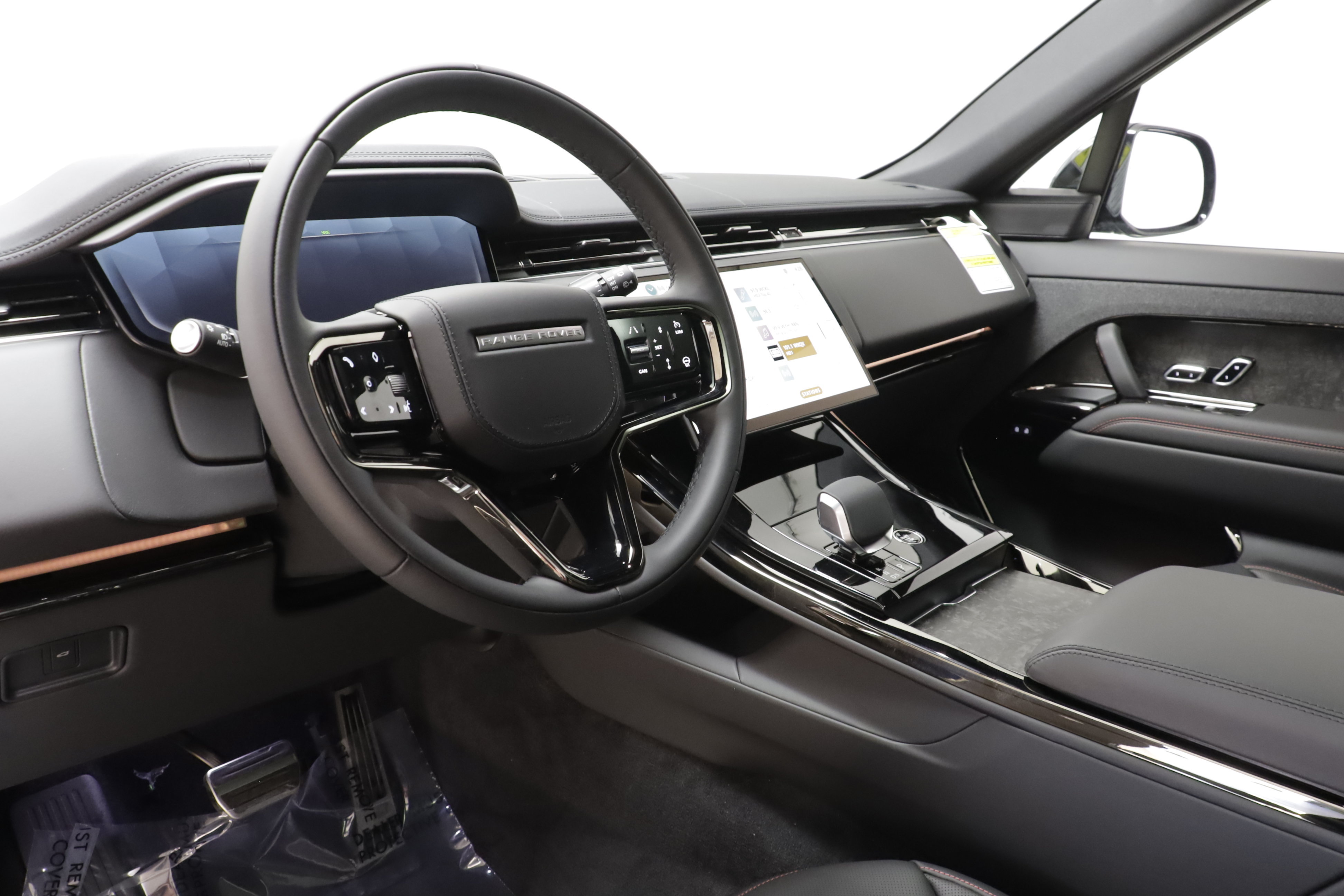 New 2027 Land Rover Range Rover Sport Dynamic SE AWD/4WD image 8