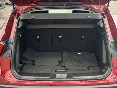 Used 2025 Chevrolet Trax LT w/ Driver Confidence Package FWD image 6