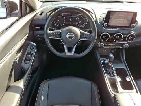 Certified 2023 Nissan Sentra SR w/ SR Premium Package FWD image 10