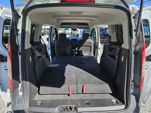 Used 2018 Ford Transit Connect XL image 30