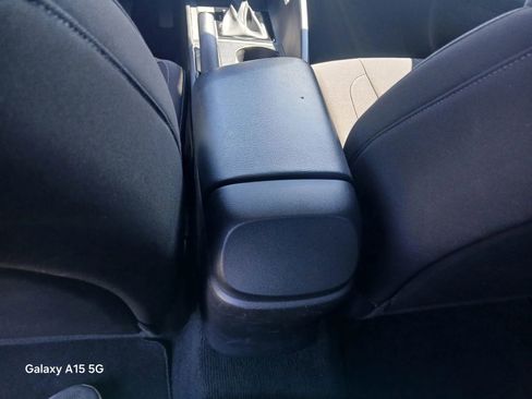 Used 2022 Hyundai Elantra SEL image 27