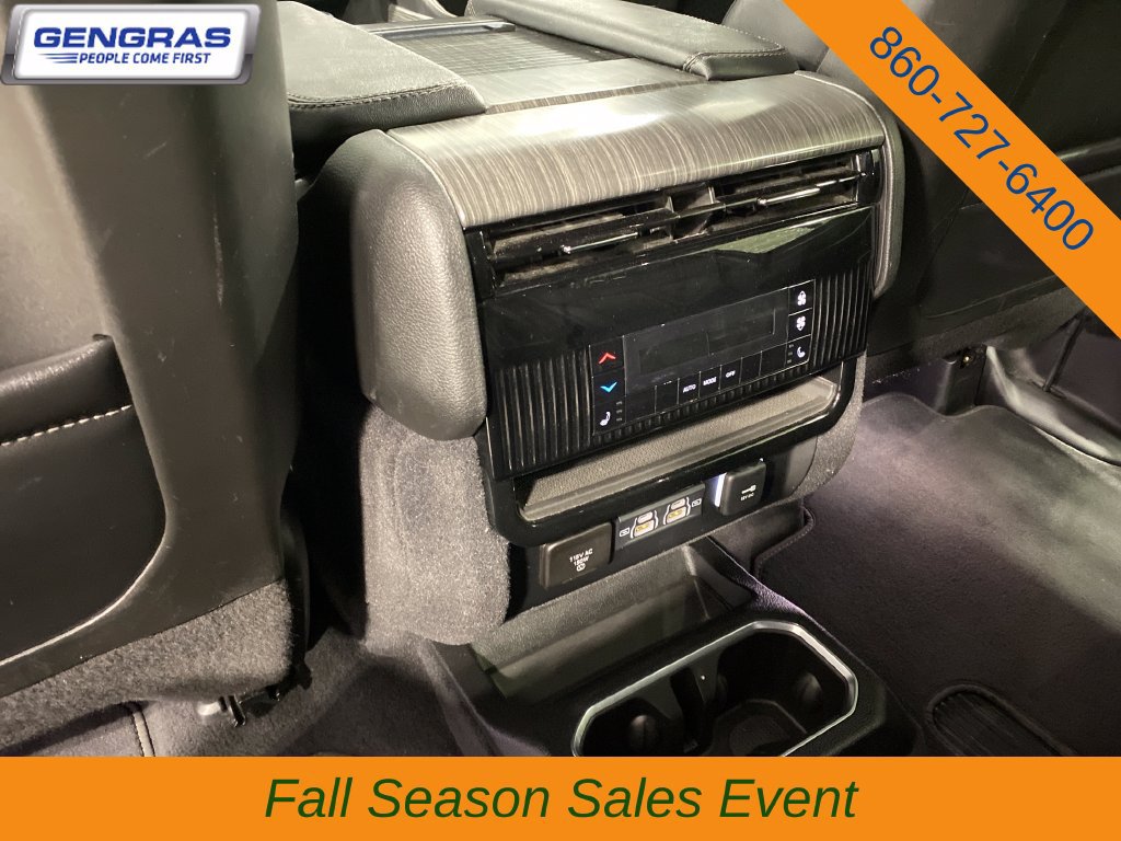 Certified 2024 Jeep Wagoneer Series III AWD/4WD image 29