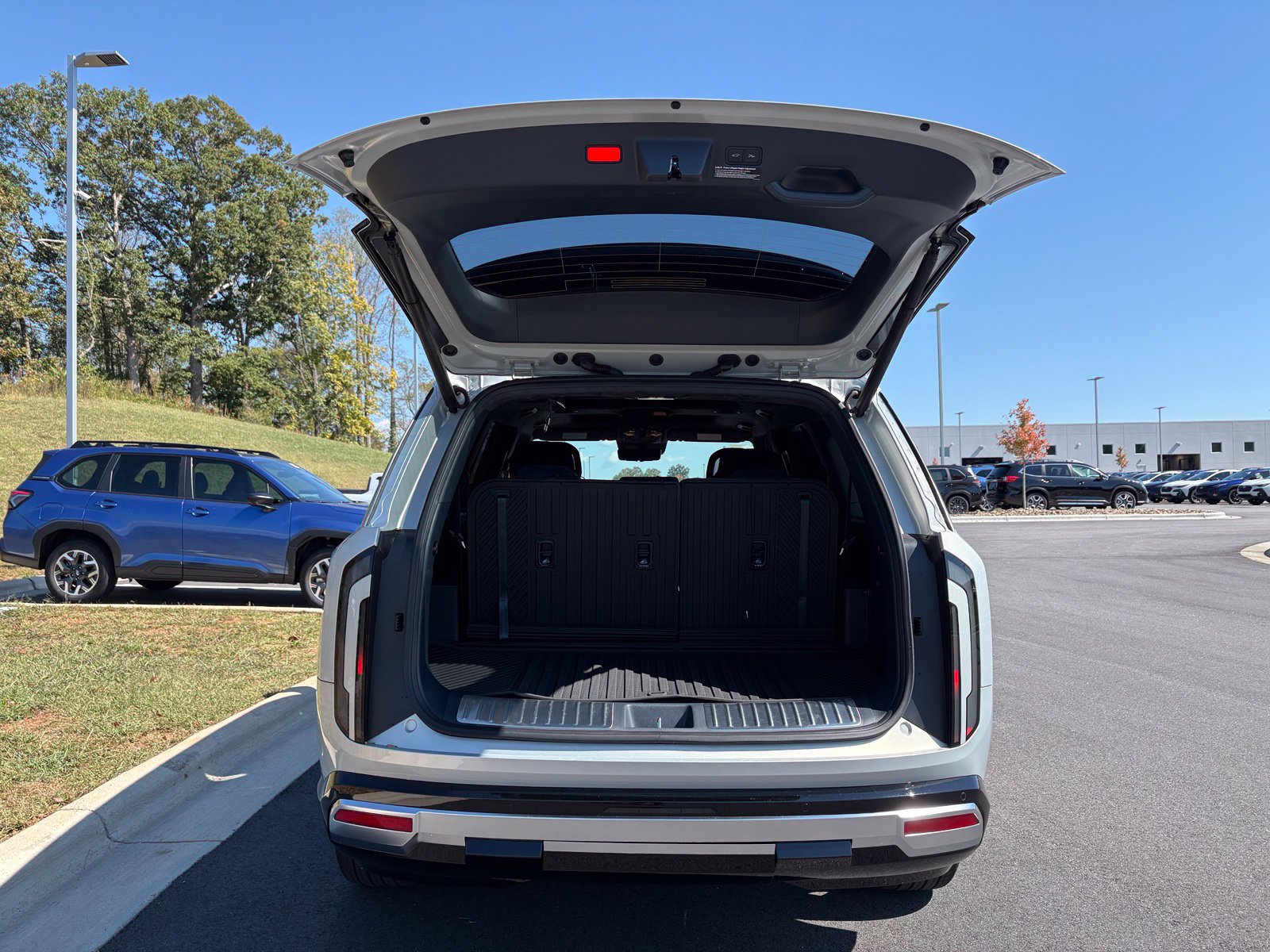 Used 2027 Kia Telluride SX Prestige w/ Towing Package AWD/4WD image 11