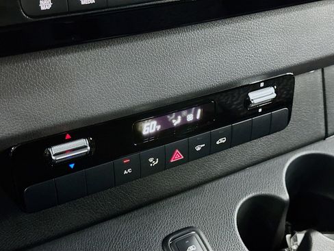 Used 2023 Mercedes-Benz Sprinter 144 Cargo image 15