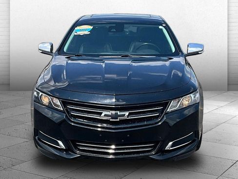 Used 2015 Chevrolet Impala LT w/ Convenience Package FWD image 2