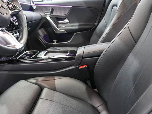 Certified 2025 Mercedes-Benz CLA 250 image 18
