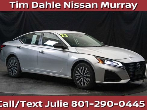 Used 2024 Nissan Altima 2.5 SV AWD/4WD image 1