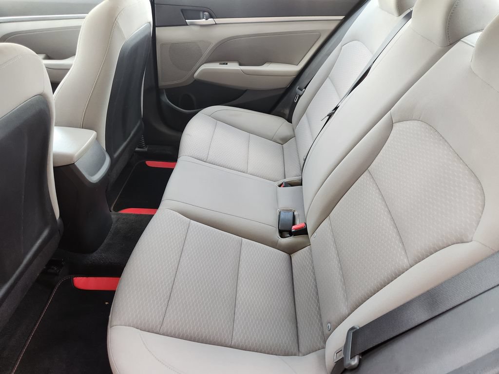 Used 2020 Hyundai Elantra SEL FWD image 32