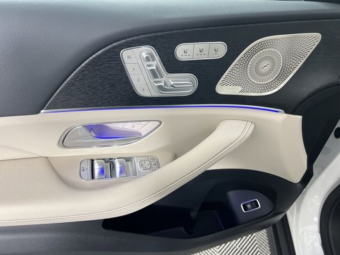 New 2026 Mercedes-Benz GLS 450 4MATIC image 19