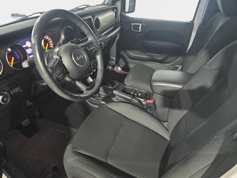 Used 2018 Jeep Wrangler Unlimited Sport S AWD/4WD image 13