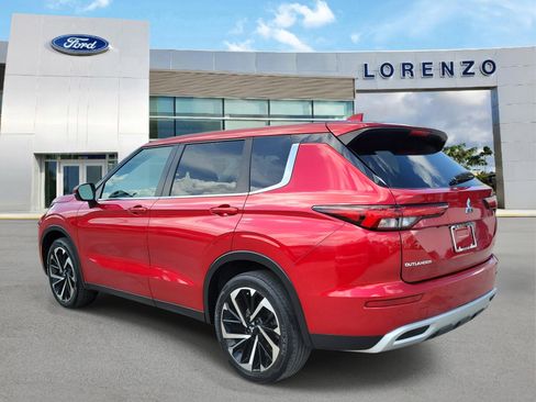 Used 2024 Mitsubishi Outlander SE FWD image 7