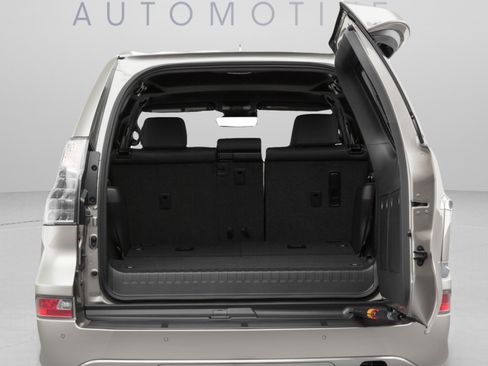 Used 2021 Lexus GX 460 Premium w/ Premium Package AWD/4WD image 14