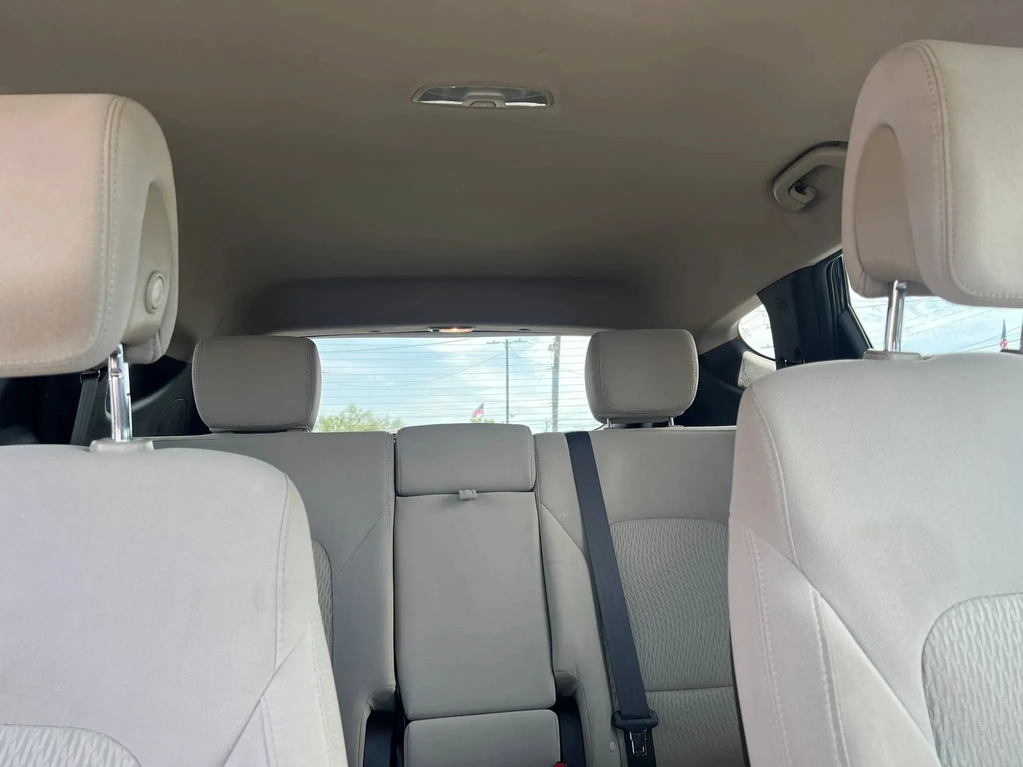 Used 2017 Hyundai Santa Fe Sport FWD image 19
