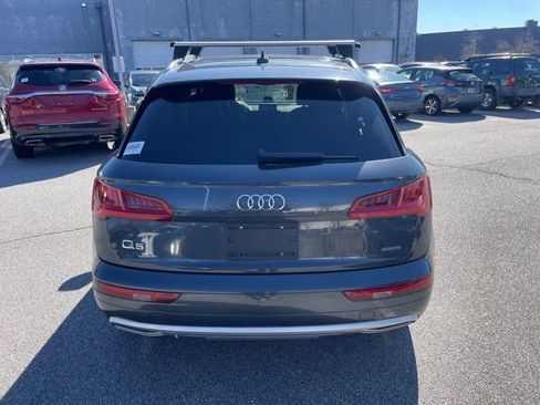 Used 2019 Audi Q5 2.0T Premium w/ Convenience Package image 3