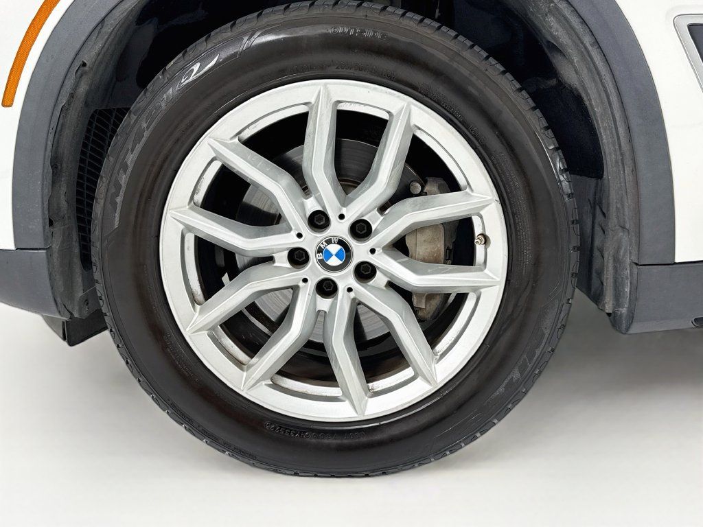 Used 2022 BMW X5 xDrive40i AWD/4WD image 31