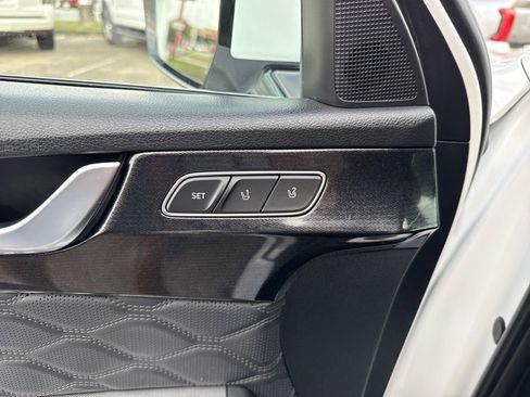 Used 2022 Hyundai Palisade Calligraphy FWD image 13