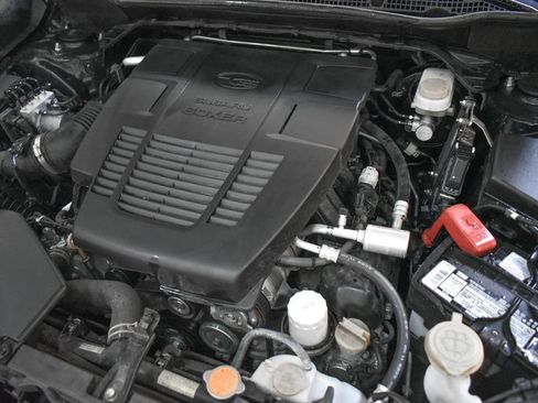 Used 2021 Subaru Forester Premium image 8