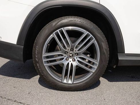 Certified 2025 Mercedes-Benz GLS 450 4MATIC image 8