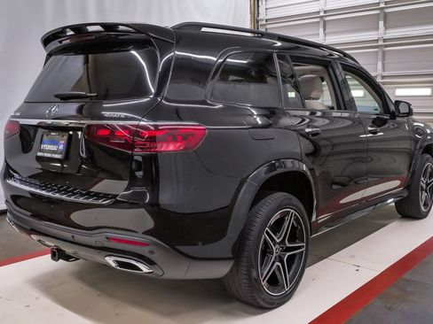 Used 2024 Mercedes-Benz GLS 450 4MATIC image 6