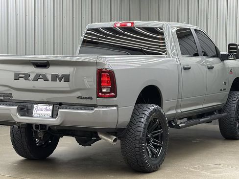 Used 2026 RAM 2500 Big Horn AWD/4WD image 5