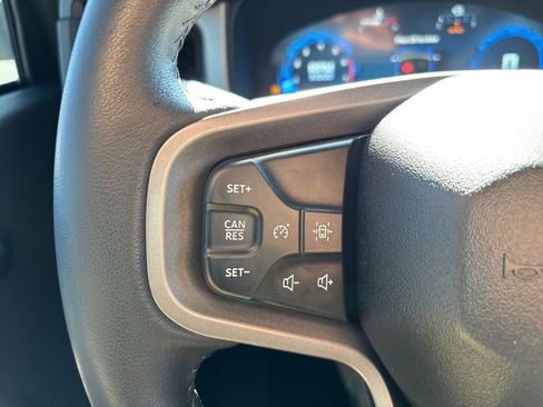 Used 2025 Ford Bronco Outer Banks image 17