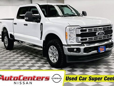 Used 2023 Ford F250 XLT image 1