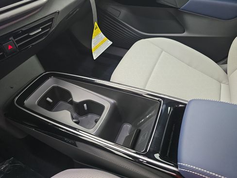 New 2025 Volkswagen ID.4 Pro S Plus image 25