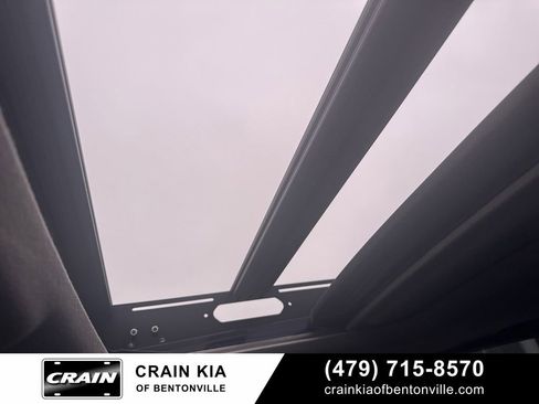 Used 2020 Toyota 4Runner Venture w/ Moonroof Package AWD/4WD image 5