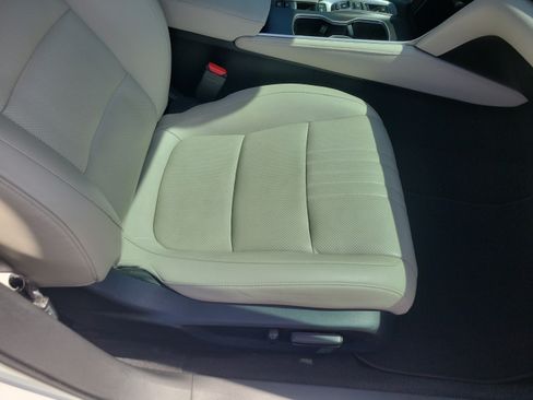 Used 2022 Honda Accord Touring image 19