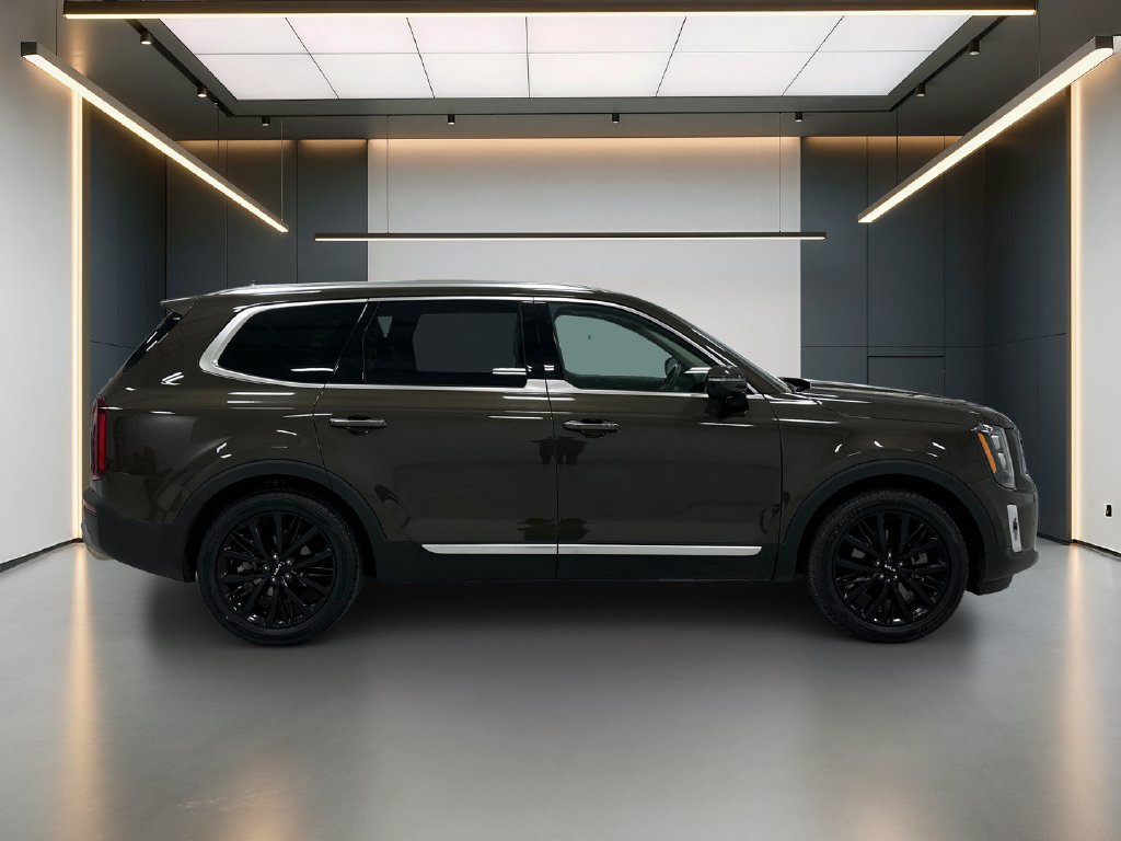Used 2022 Kia Telluride SX w/ Towing Package FWD image 7