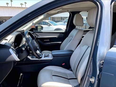 Certified 2025 MAZDA CX-70 Plug-In Hybrid w/ Premium Pkg AWD/4WD image 14