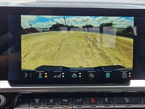 New 2026 Chevrolet Silverado 2500 LT w/ Texas Edition AWD/4WD image 14