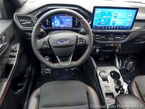 Used 2025 Ford Escape ST-Line w/ Tech Pack #1 AWD/4WD image 14