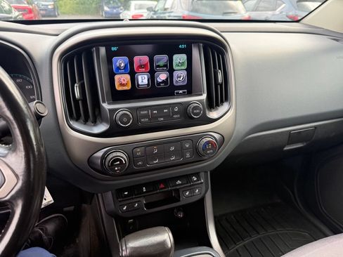 Used 2016 Chevrolet Colorado Z71 AWD/4WD image 9