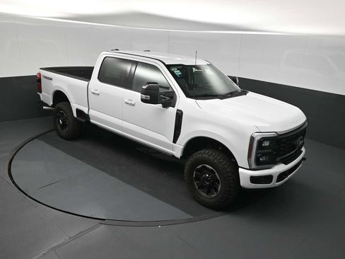 New 2026 Ford F250 Lariat w/ Tremor Off-Road Package AWD/4WD image 24