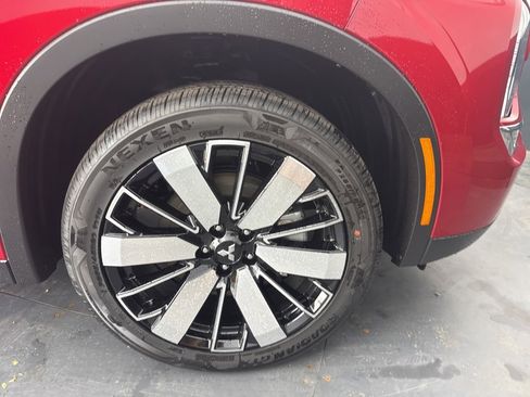 New 2025 Mitsubishi Outlander SE image 9